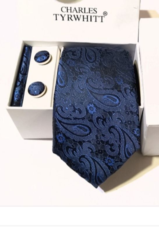 A Charles Tyrwhitt Goodie box